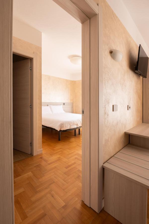 Hotel Vezza Alpine Lodge & Spa Vezza dʼOglio Esterno foto