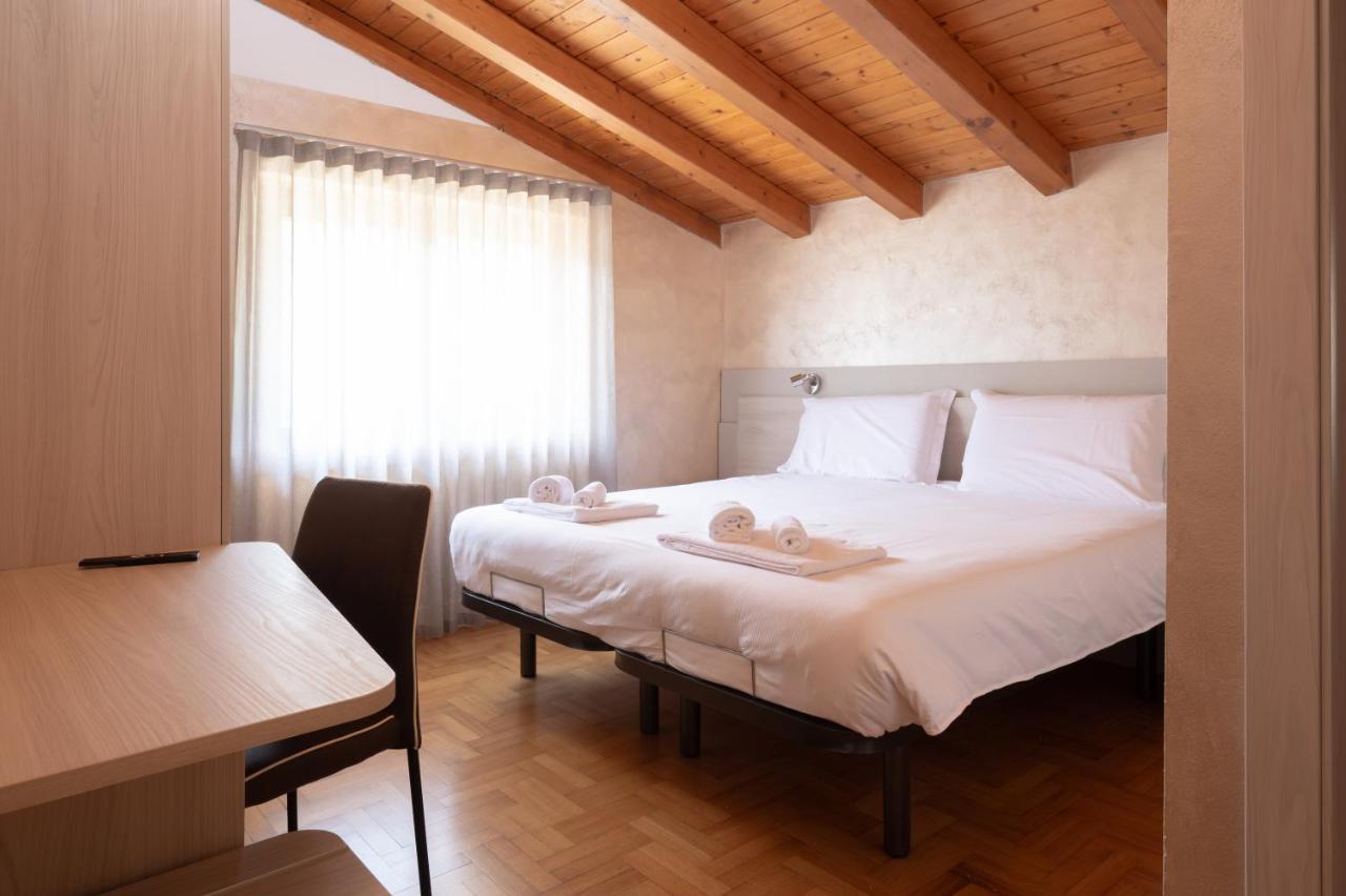 Hotel Vezza Alpine Lodge & Spa Vezza dʼOglio Esterno foto